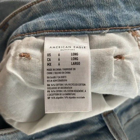 American Eagle Light Blue Jeans - Picture 5 of 6